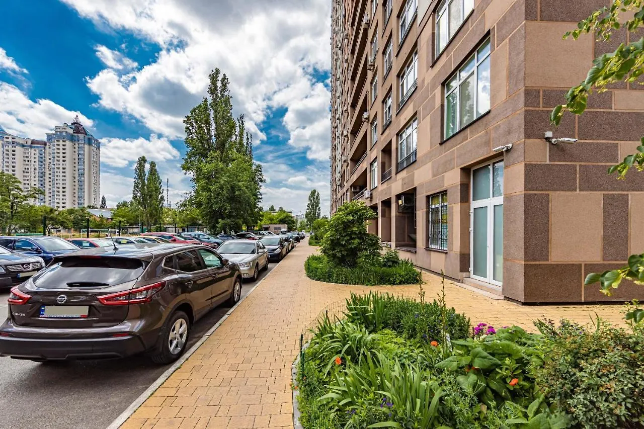 Apartment Сучасна Квартира Центр Лівобережної Мвц Kyiv